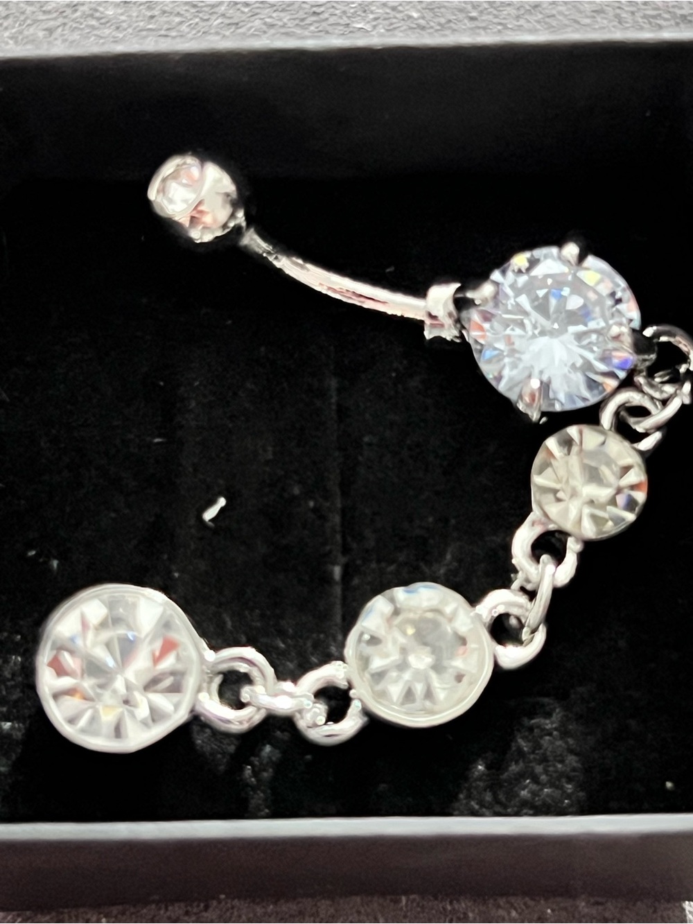 Belly button ring - Picture 2 of 3